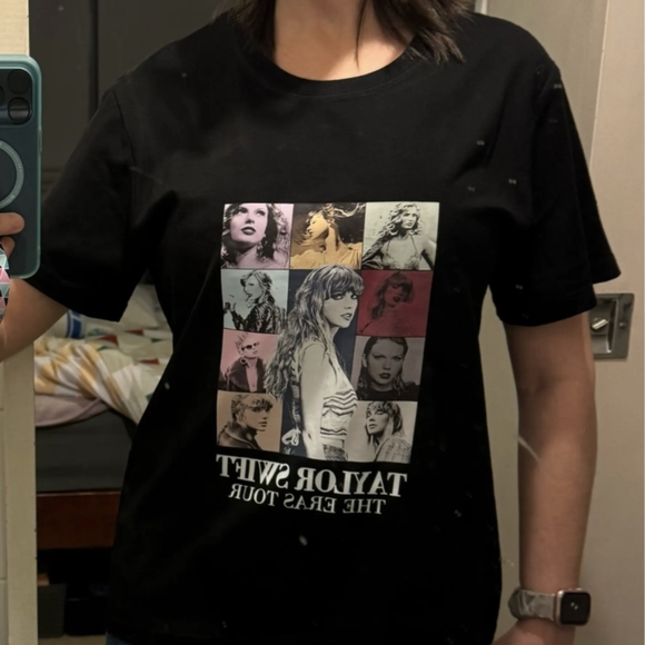 🆕 The Eras Tour Tee - Picture 6 of 7